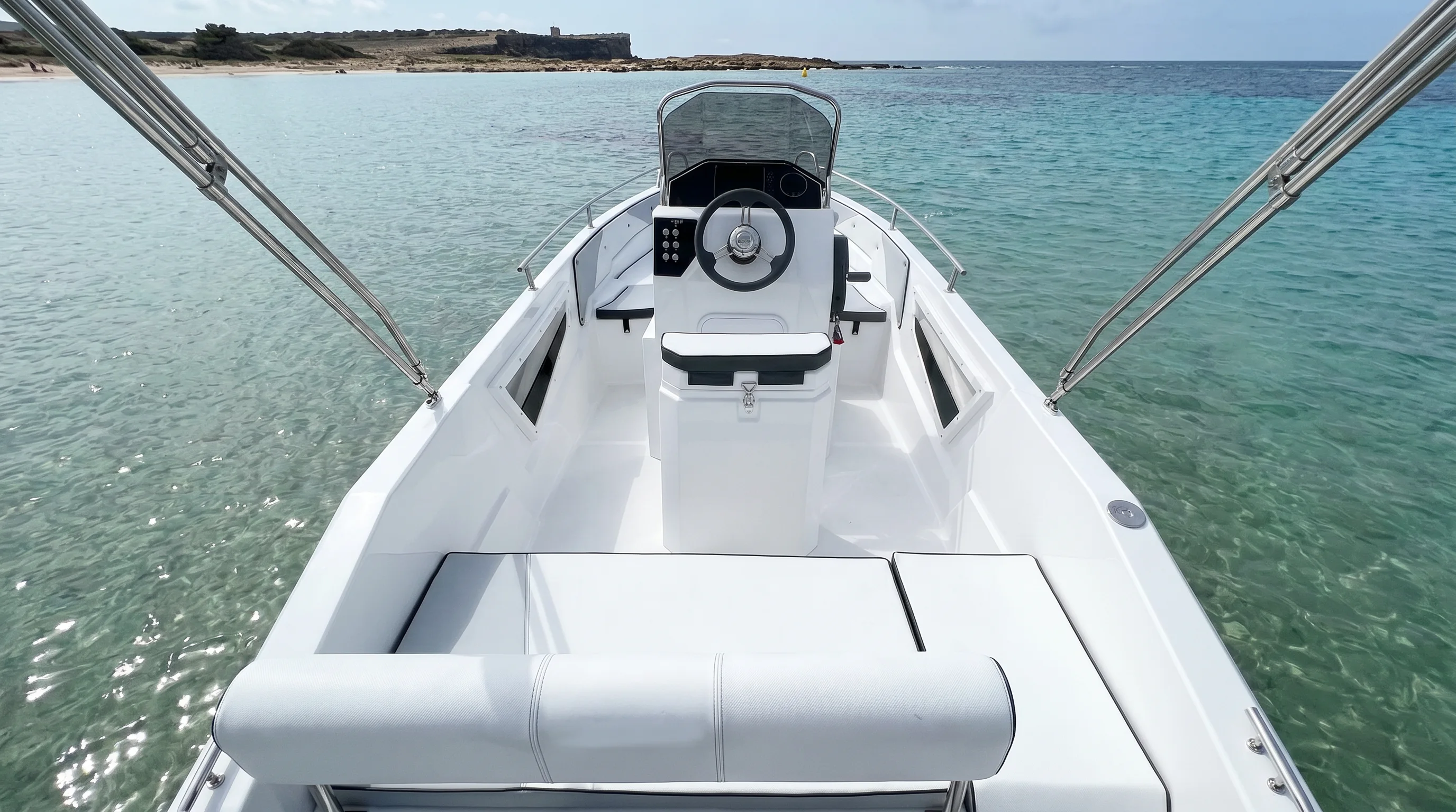 Trimarchi Nica 53 — Exteriores 2
