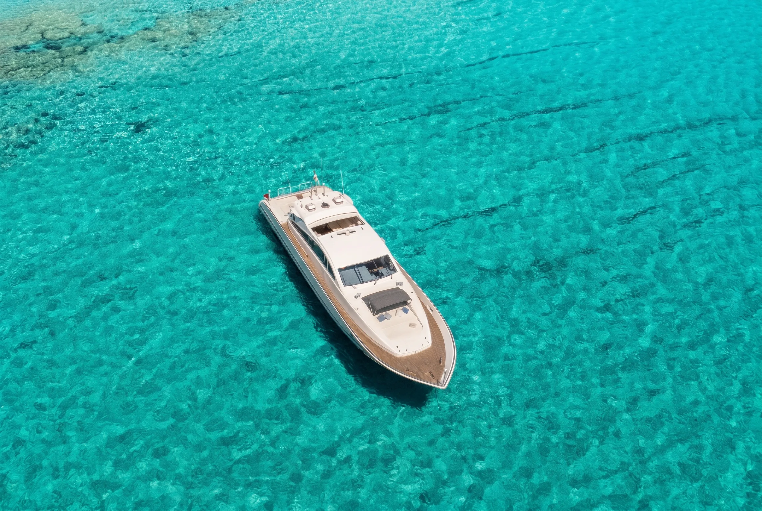 Leopard 90 — Exteriores 2