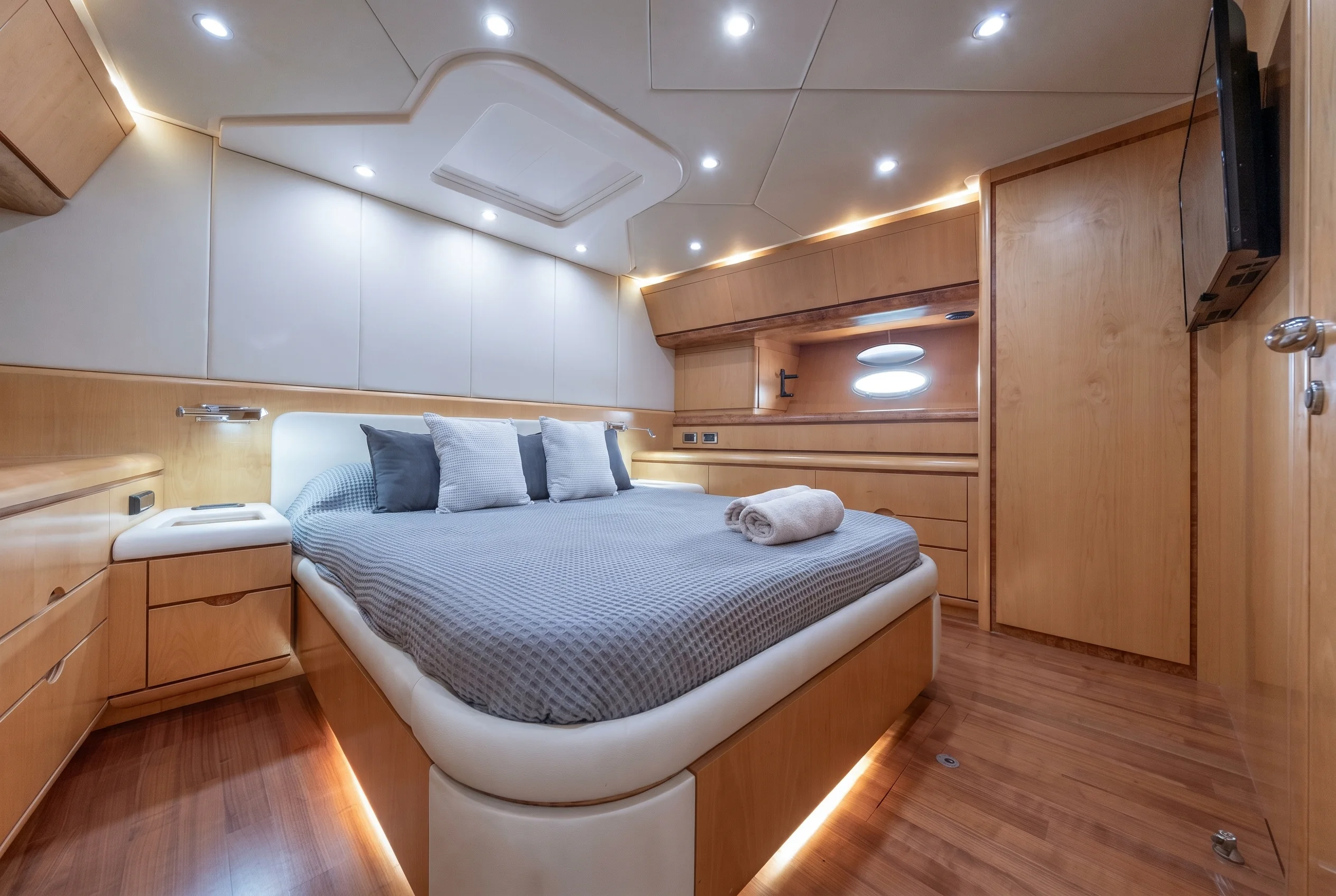 Rizzardi 73 — Interiores 3