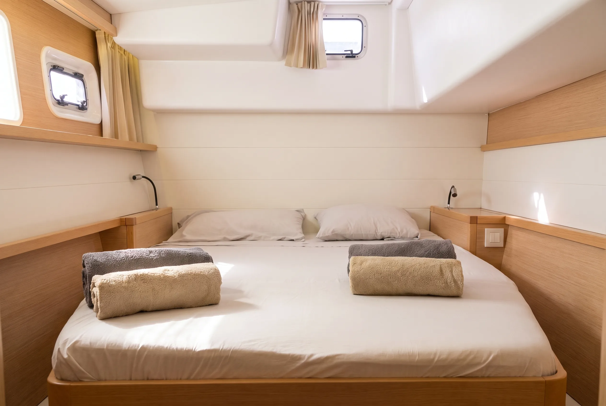 Lagoon 450 — Interiores 2